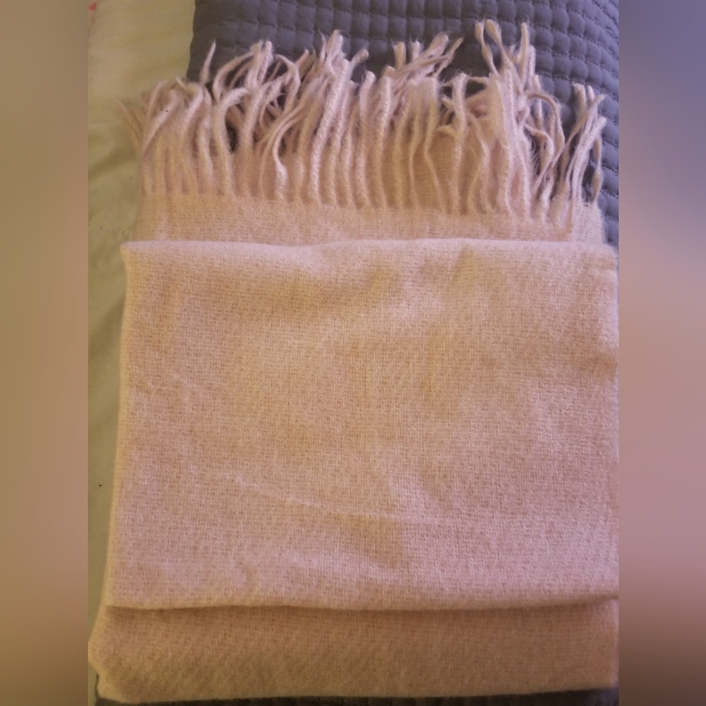 Pink large scarf